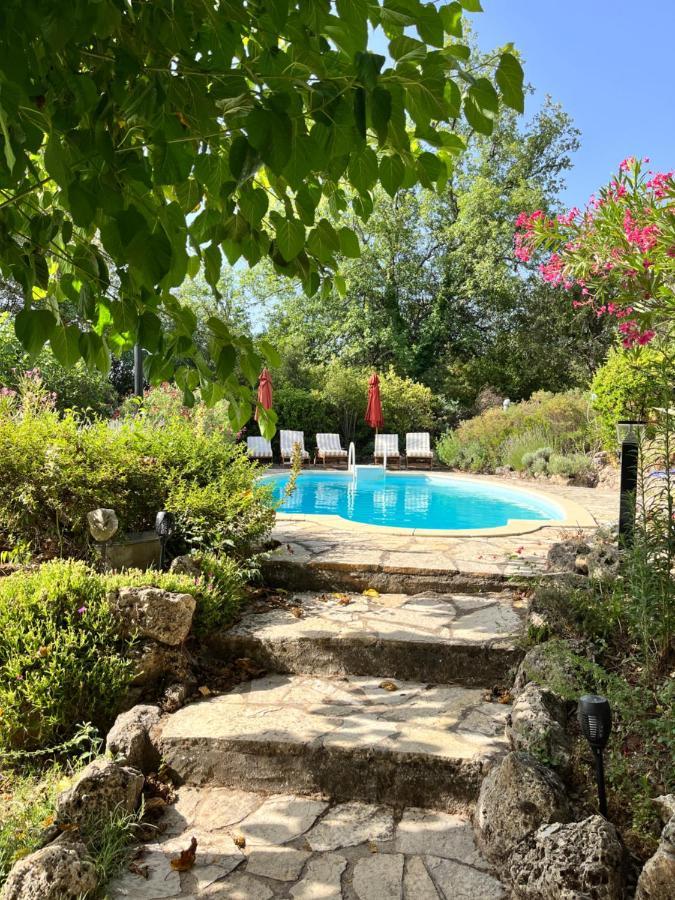 La Parenthese Du Var - Gite Avec Grande Terrasse Vue Sur Piscine Saint-Antonin-du-Var Exteriör bild